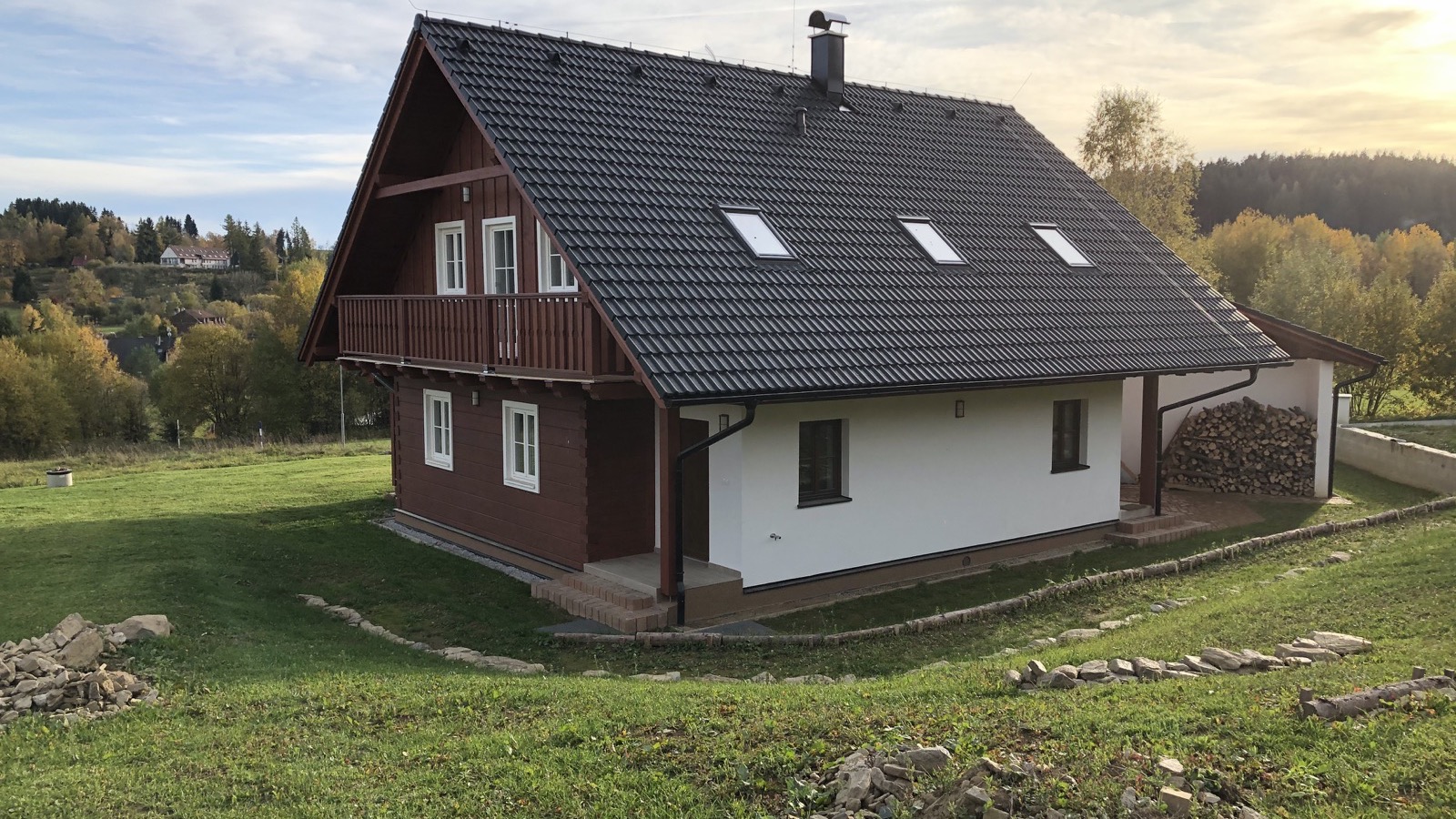 Roubenka zvenčí