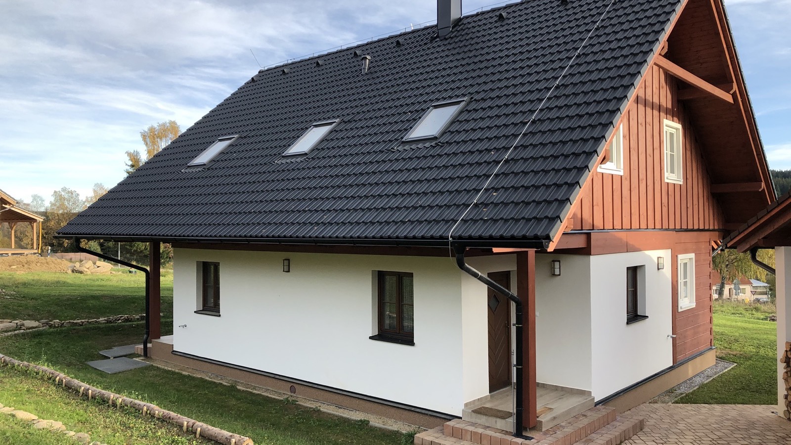 Roubenka zvenčí