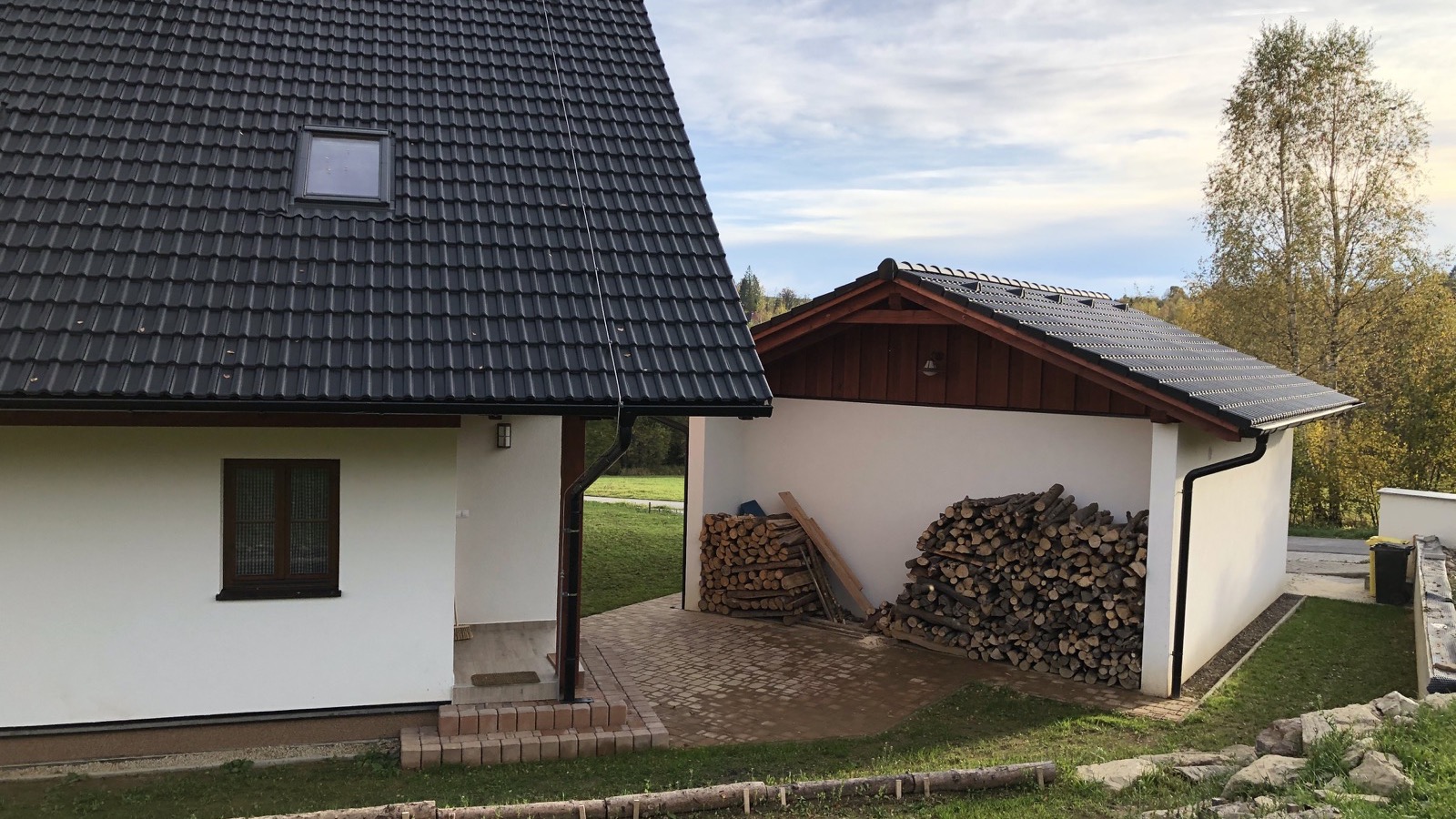 Roubenka zvenčí